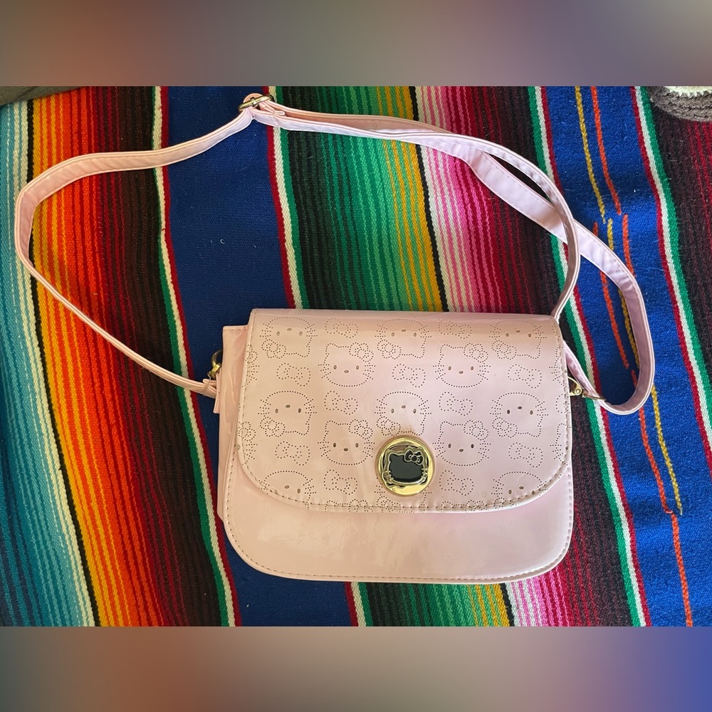 Hello Kitty Purse. Y2K. Super cute.